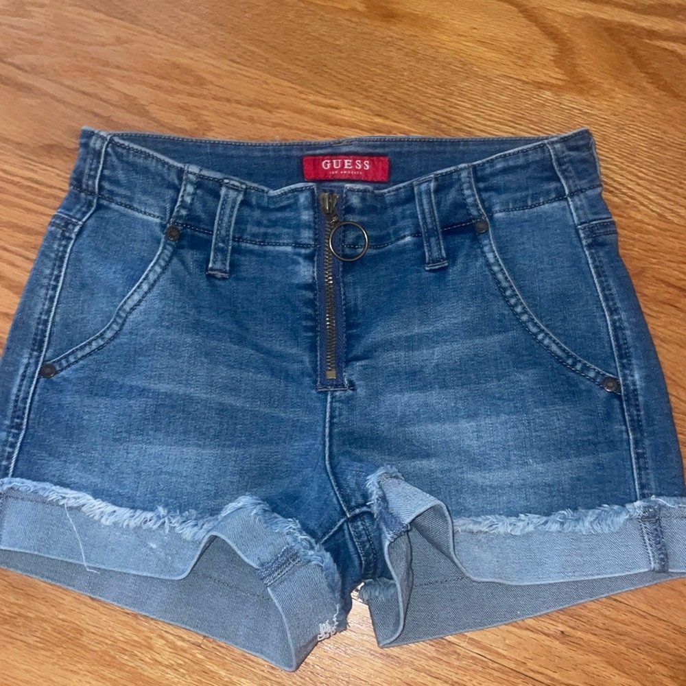 Guess Womens 24 blue jean shorts